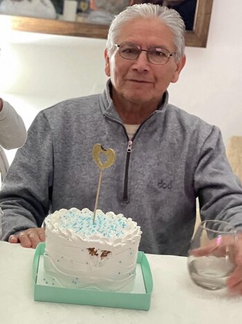 César Calluqueo tiene 75 años