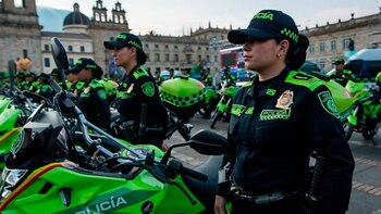 Fotografía de archivo de policías